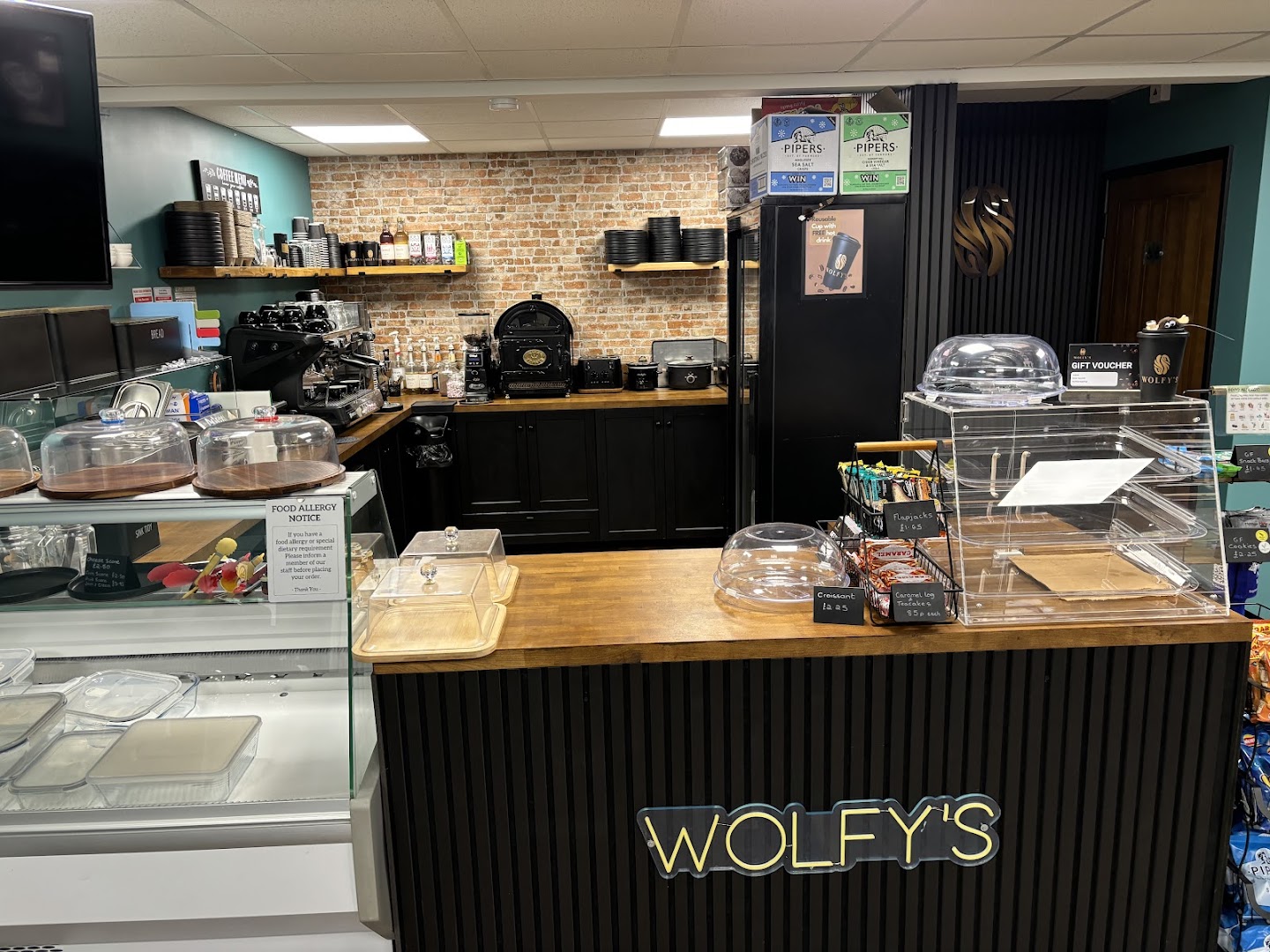 Wolfy's Coffee Shop · Photos 1